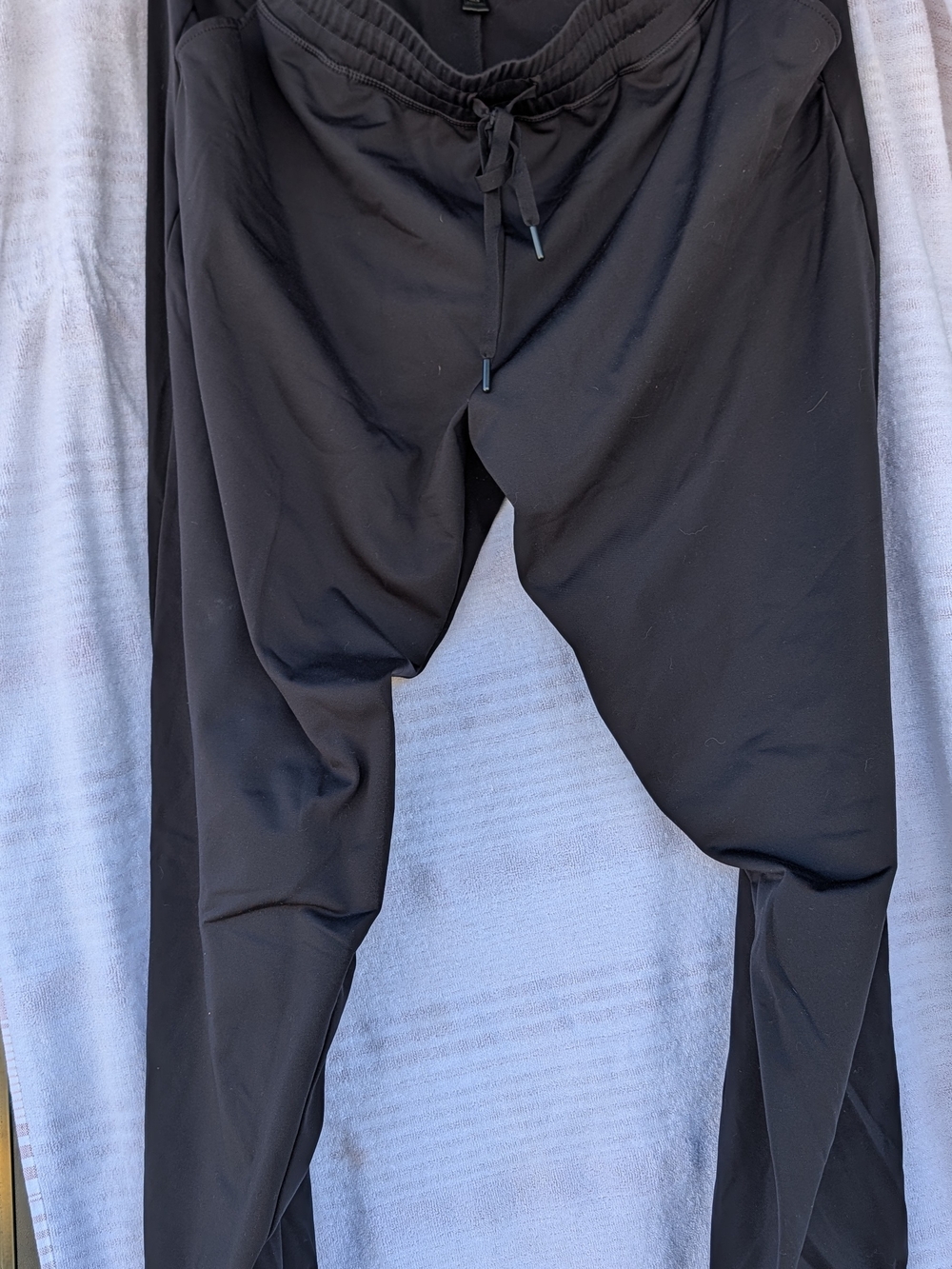 32 Degrees Men's Black Fleece-Lined Joggers